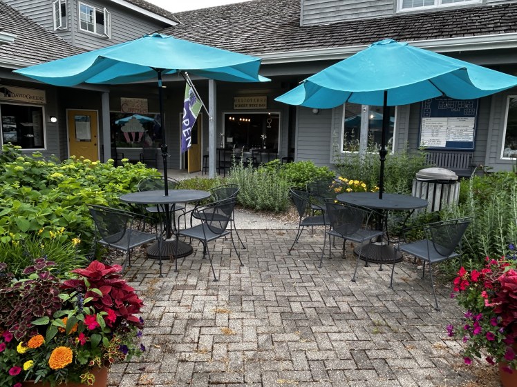 696e84994232a5f9e20d4df2_pl4